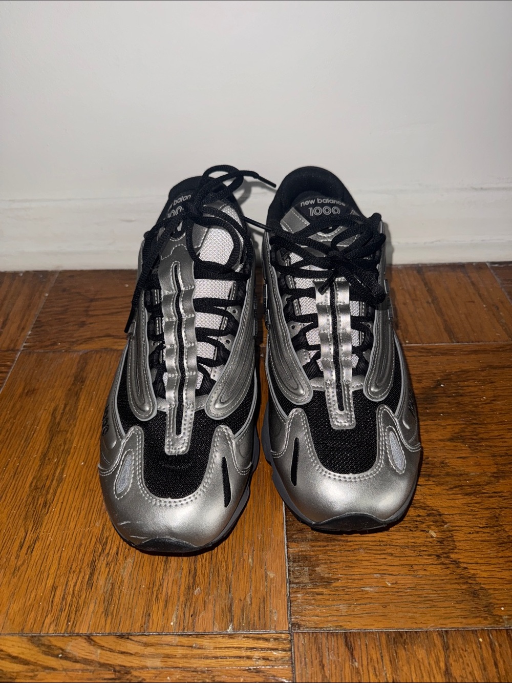 Brand new - no tags
New Balance Men's 1000 Sneakers in Black and Silver - 10.5